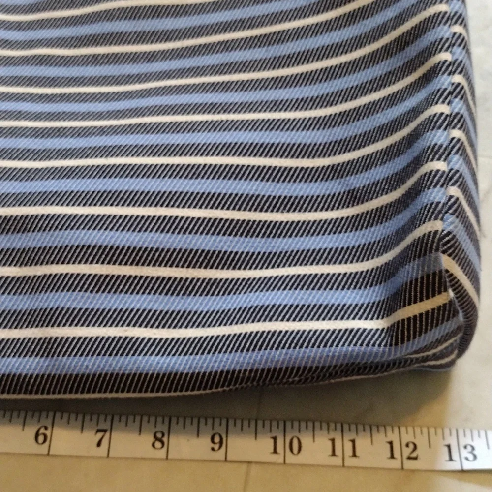 Talbots tote style purse. - Picture 12 of 13